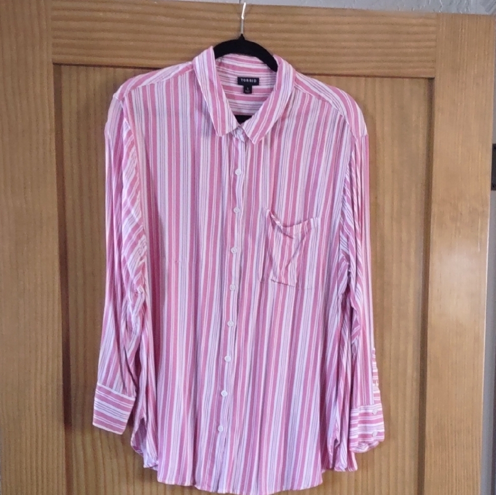1X Torrid Pink With White Verticle Stripes Button Down Shirt